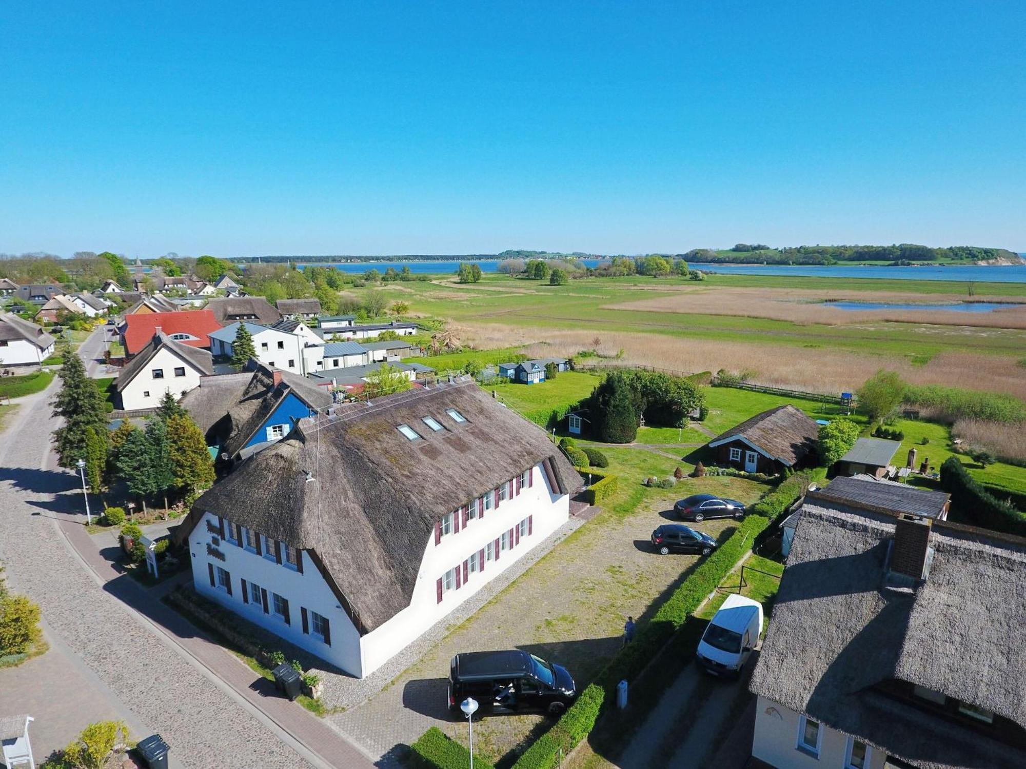 Ferienwohnung Haus am Bodden Groß Zicker Exterior foto